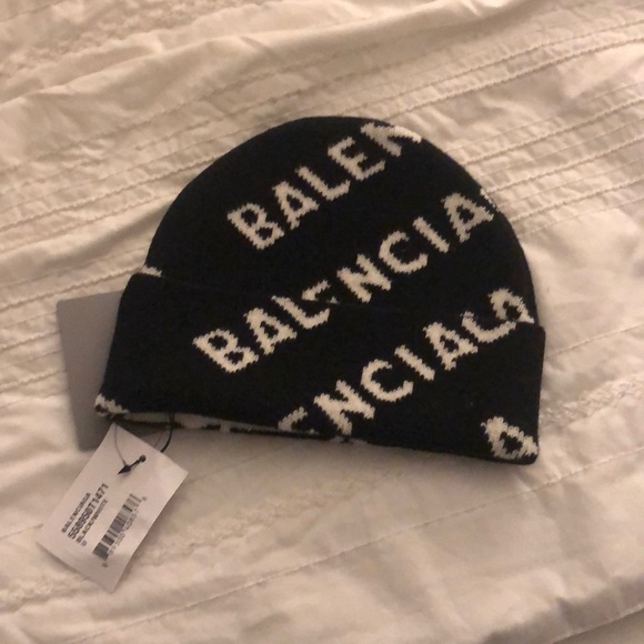 Balenciaga hat - Picture 1 of 3